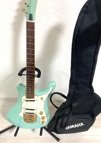 Yamaha sgv700 electric guitar - electric,