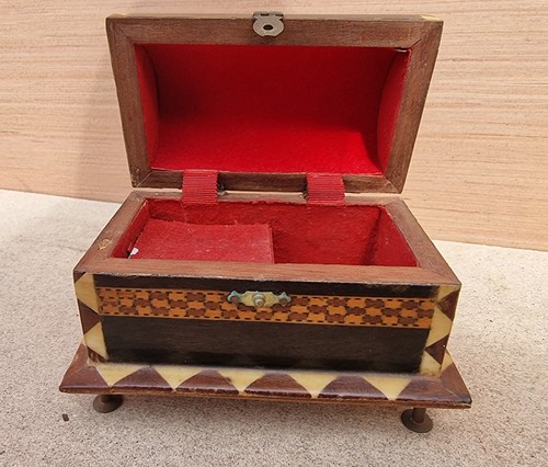 Marquetry style small wooden - marquetry,