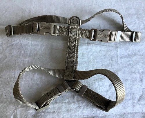 Trixie adjustable small dog - small,