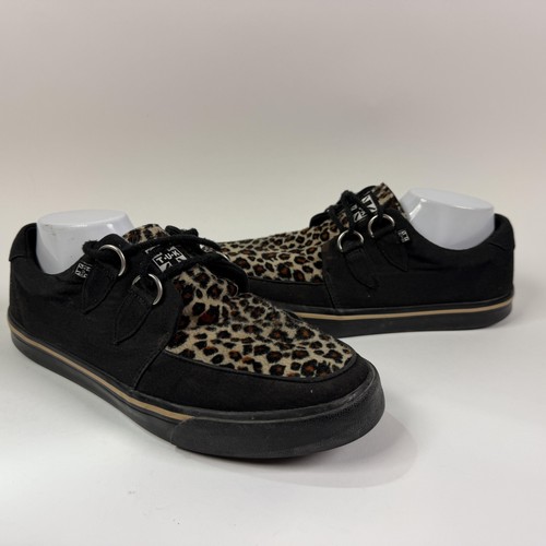 Shoes mens size 9 - t.u.k,
