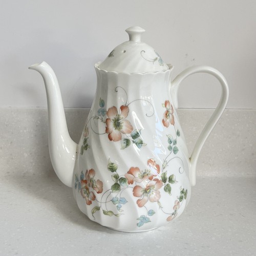 Wedgwood cottage rose - cottage, coffee