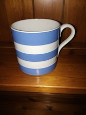T.G.GREEN BLUE AND WHITE CORNISHWARE MUG WITH Green   BACK STAMP