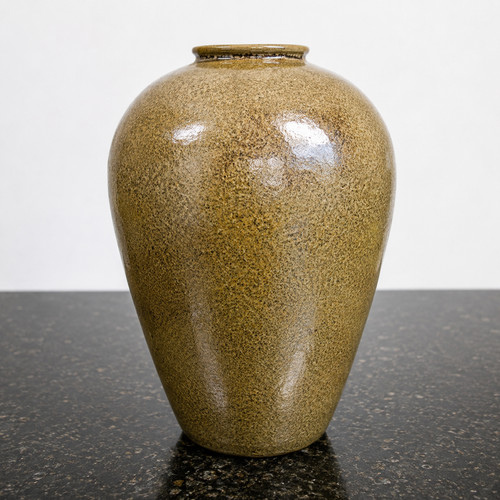 Studio pottery vase signed - studio,