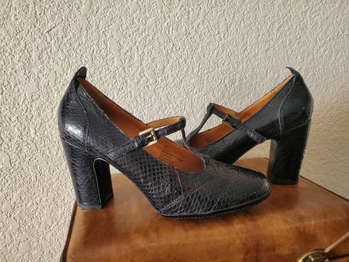 Frye black leather - frye,