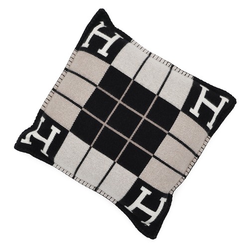 Hermes avalon iii cushion - iii,