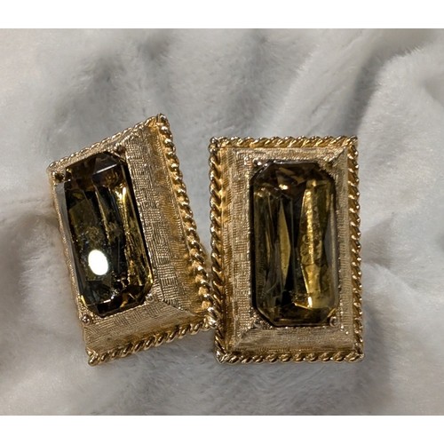 Vintage gold tone - smoky, topaz
