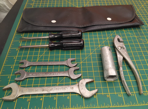 Vintage nissan motor toolkit - nissan,