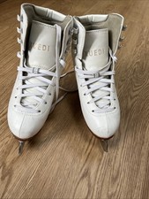 Girls Figure Skates Bought In China (Xuedi) Size 220 - Used