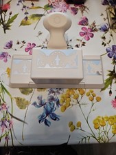 Martha Stewart Deep Edge