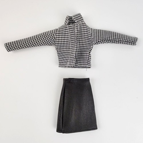 Black white fashion clothes - black,