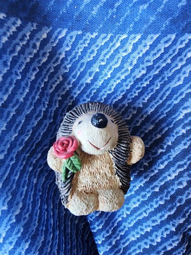 Hedgehog figurine with - hedgehog, rose