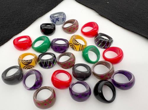 Lot vintage plastic - 24, /