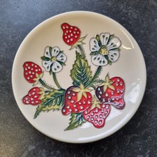 Moorcroft Strawberry Pin Dish.  Superb. Please Look. 99p. 
