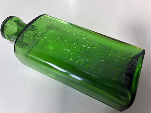 Gorgeous bright green old - gorgeous,