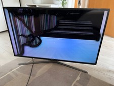 Samsung Television 40 Inch Smart TV (with broken backlight)