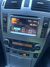 GENUINE 2013 TOYOTA AVENSIS T27 MULTIMEDIA SAT NAV RADIO NAVIGATION GPS HEADUNIT