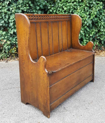 Titchmarsh goodwin oak - &, bench