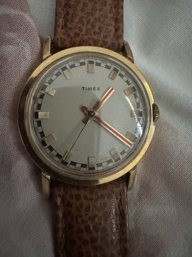 Vintage 1974 timex men - vintage,