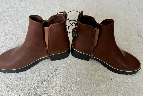 Bnwt women brown ankle - bnwt,