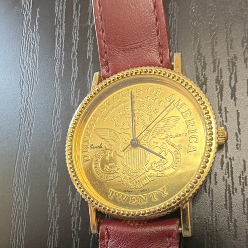 Quartz analog wristwatch - quartz, brown