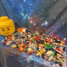LEGO Male Head Storage Bucket with 2.5kg Mixed Bricks & Mini Figures Bundle