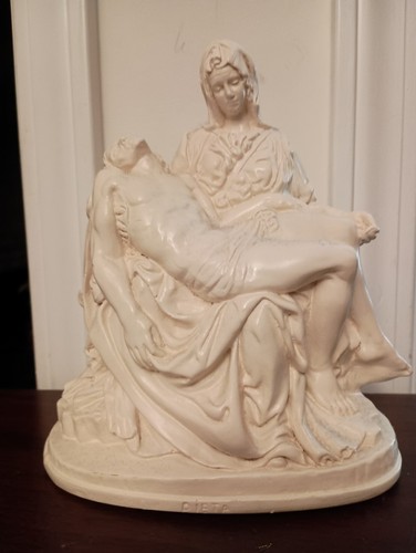 Pieta sculpture statue mary - sculpture,