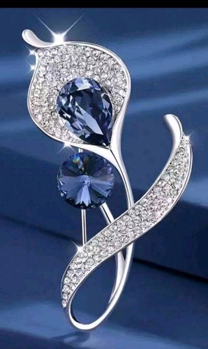Pretty blue sparkly rhinestone - pretty,