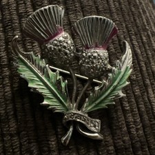 Vintage rhodium plated Thistle Brooch (Scotland, Scottish) 