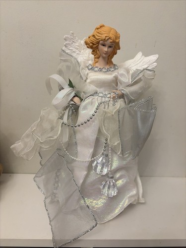 Vintage white christmas tree - white,