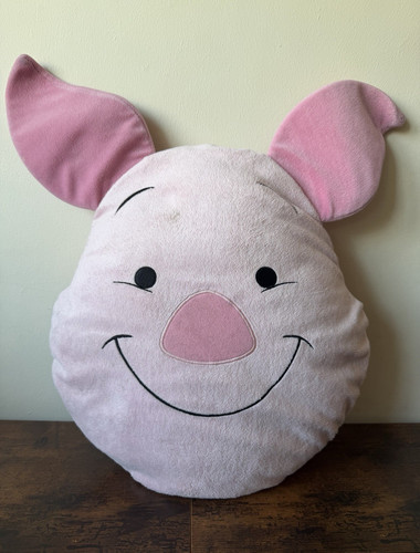 Disney winnie the pooh piglet - winnie,