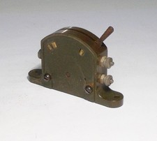 Hornby Dublo green On-On