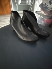Womens Reiker Black Leather  Slip On Ankle Boots Size 6