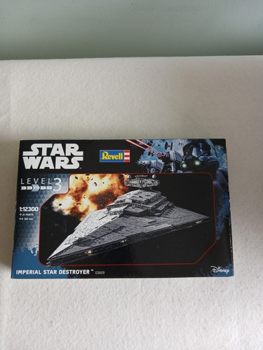 Revell 03609 12300 scale - 1:12300,