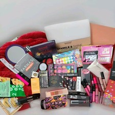 ☆Kylie Cosmetics, NYX, Morphe & Lots More☆ LG Makeup Bundle. 70 Plus Pieces**