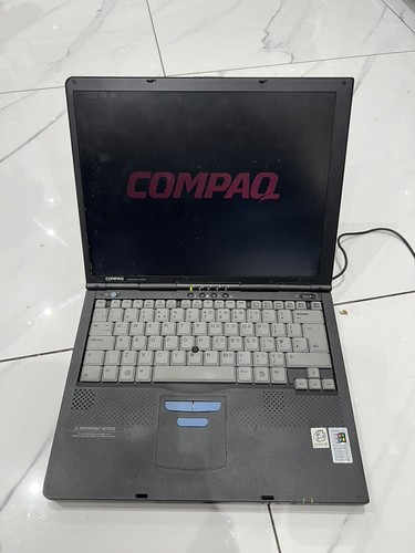 Retro vintage compaq - retro,