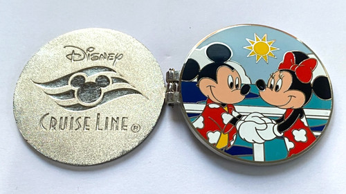 Disney pin badge dcl - disney,