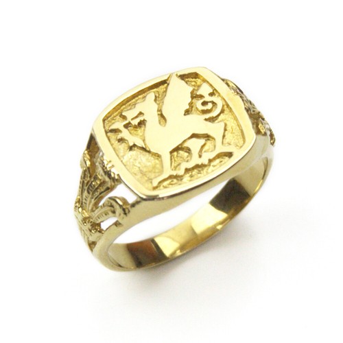 Signet ring yellow gold welsh - ring,