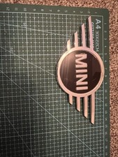 Mini Bonnet Logo Badge - 1h