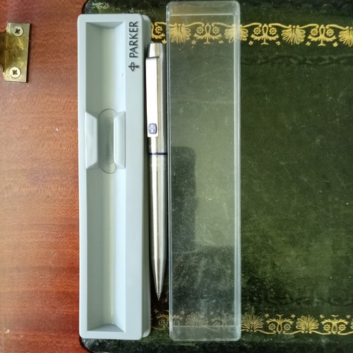 Parker pencil looks - 25,