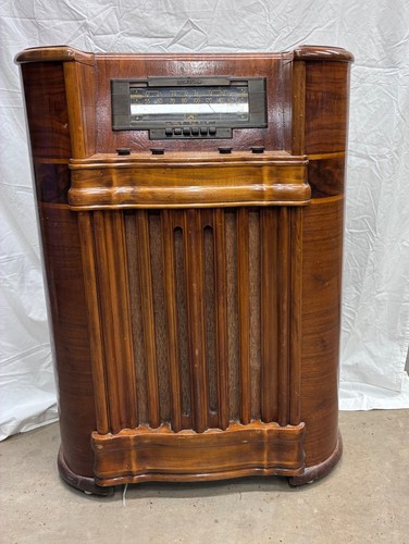 Rca antique tube - antique, radio