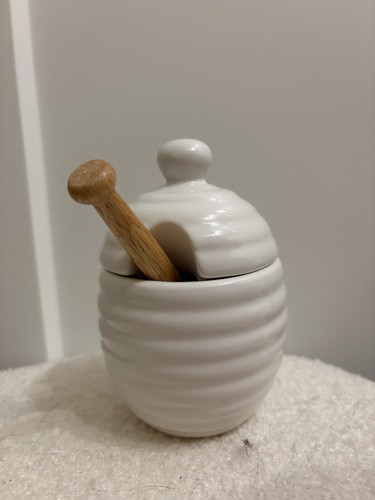 White ceramic beehive honey - white,