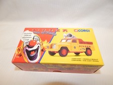 CORGI LAND ROVER PICK UP