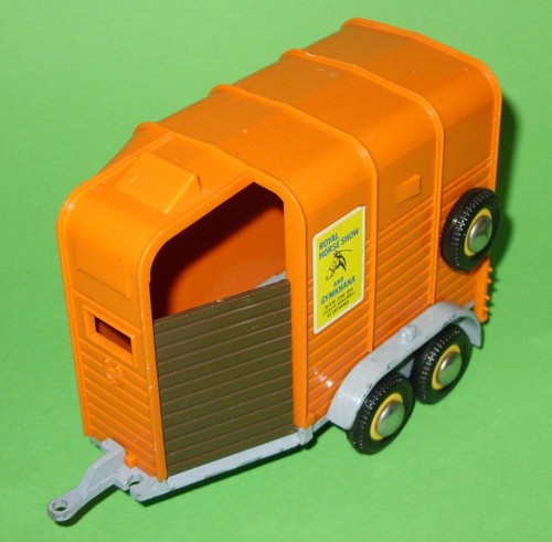 Britains farm 9562 - /,