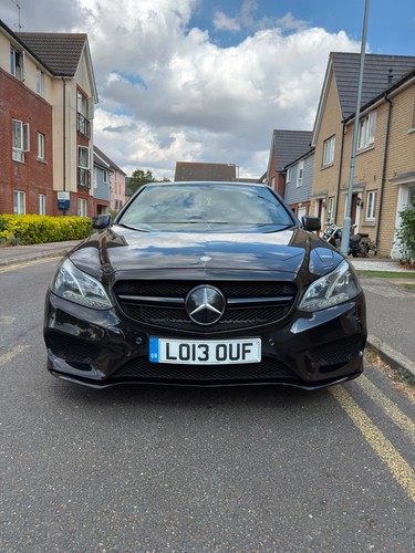 Mercedes e220 amg sport - mercedes,