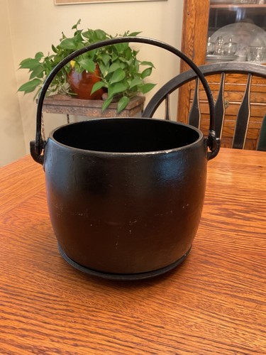 Antique phila cast - s&p, iron