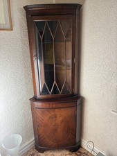 Mahogany  Corner