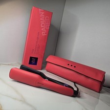 GHD Max Wide Plate Radiant Red