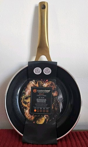 Nwt masterclass gold handle - gold,