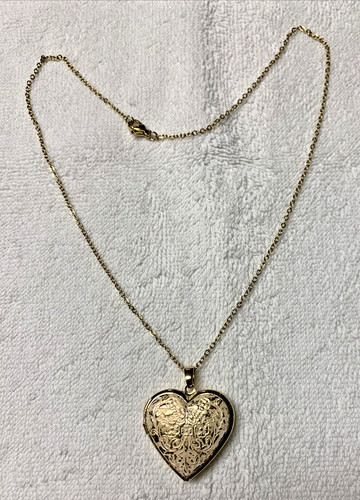 Beautiful gold tone - gold, necklace