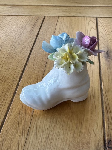 Royal doulton fine bone - royal, china